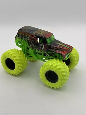 Spin Master Monster Jam Zombie Invasion Monster Truck 1:64 GRAVE DIGGER • $39.99