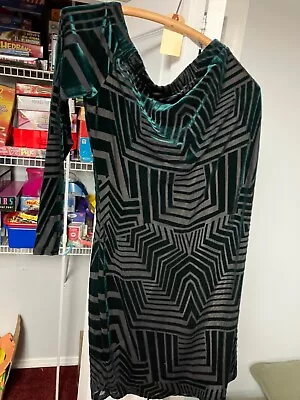 BCBG Maxazria Size L Women's Black Dtess • $15