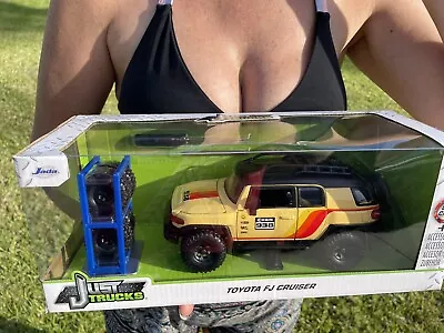 Jada 1/24 Just Trucks Toyota FJ Cruiser With Accessories • $24.99