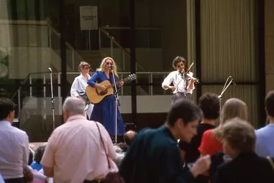 STRING BAND W GUITAR & FIDDLE PERFORMING IN NEW YORK CITY 1988 35mm PHOTO SLIDE • $3.99