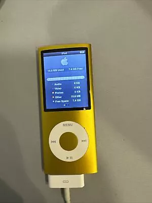 Apple IPod Nano 4th Generation 8GB Working (Dead Battery Damaged Screen) • $25