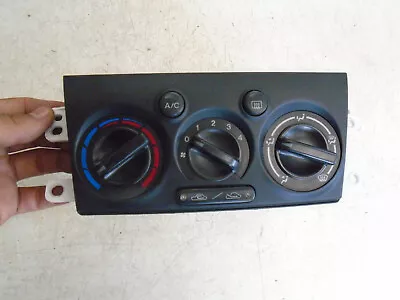 Mazda Premacy 2003 Radio Cd Player Stereo Head Unit  • $43.50