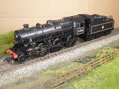 Bachmann 00 Gauge BR Ivatt Class 4 Steam Loco/Tender 2-6-0 No 43096 In BR Black • £67.50