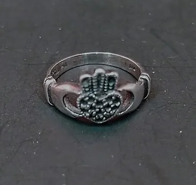 Vintage Sterling Silver Irish Claddagh Ring Sz 6 • $15