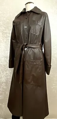 Womens 70's VTG CR Mates Domino Sz  7/8 Genuine Leather Trench Coat Brown Belted • $38