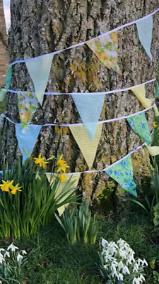 FABRIC BUNTING VINTAGE WEDDING FLORALS .Garden Party Fete  Street Party  • £5.99