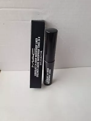 MAC Liquidlast 24-Hour Waterproof Liquid Eyeliner 2.5ml - Point Black X2 • £28.50