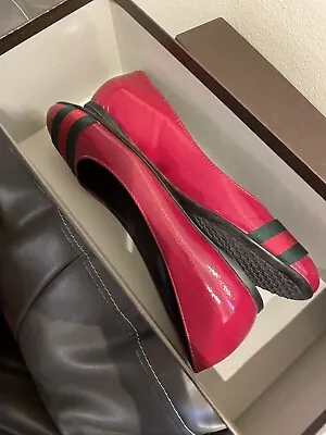 $519 • Buy Authentic Gucci Classic Red Loafers In Box Size: 35 Condition 9/10