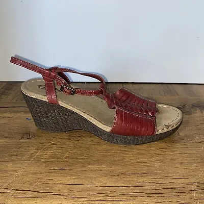 Clarks Bendables Women's  Red Leather Sandals Wedge Heels Braided Woven Shoe 8.5 • £26.99
