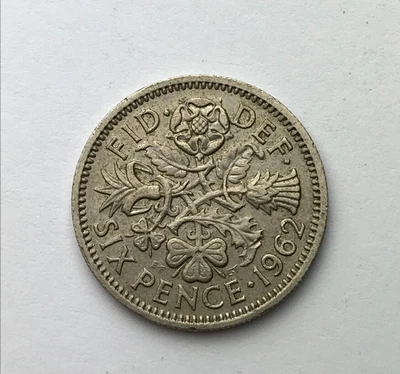 Dated : 1962 - Sixpence - 6d Coin - Queen Elizabeth II - Great Britain • £1.69