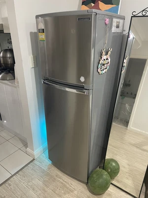$298 • Buy Mitsubishi Fridge For Sale With Fully Working Condition.