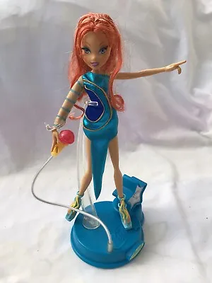 Singsational Magic Bloom Singing Winx Doll 2005 Mattel • £16.50