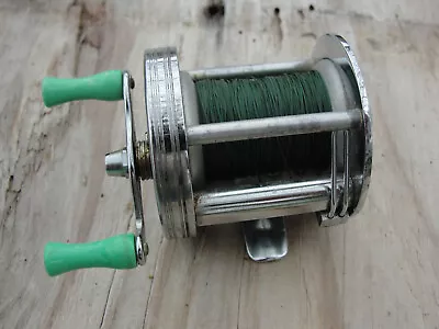 Vintage J.C. Higgins Bait Caster Fishing Reel 537-3105 Green Knobs • $9.99