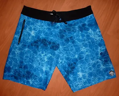 Pelagic Hydro-Lite  Ocean Master Hex Men's Size 40 Performance Fishing Shorts • $14.95