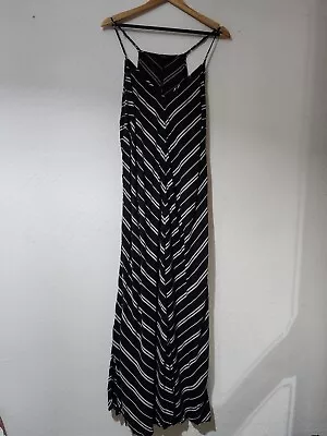 Capsule Plus Size Black White Long Dress Size 22 • £2.99
