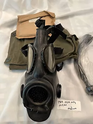 1969 M17 A1 Vietnam War Mask Medium With Rare Mask To Mouth Resuscitation Tube • $99.99