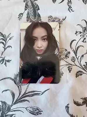 F(x) Mini Album 4 Walls Victoria Photocard  • $19.75