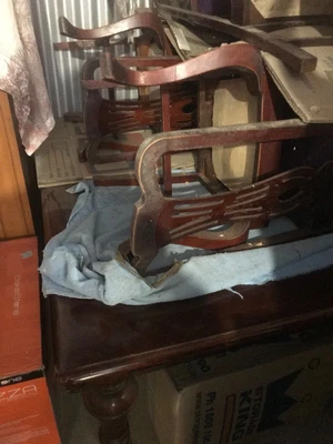 $100 • Buy Extendable Vintage Rosewood Dinning Table & 6 Chairs,2 With Arms