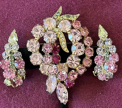 Vintage Pink Faceted Prong Set Crystal Eisenberg Ice Brooch Clip On Earrings Set • $47.99