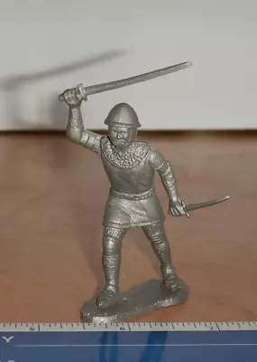 Original 1956 Marx Robin Hood Play Set 60mm Knight Figure #4 • $9.99