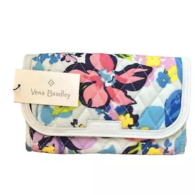 Vera Bradley Trimmed Wristlet Wallet In Marian Floral • $22.99