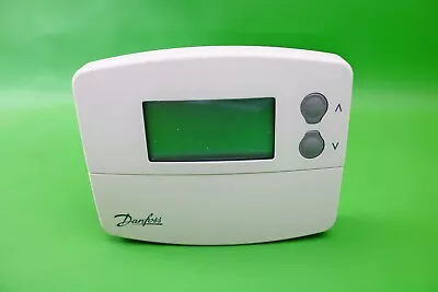 Danfoss TP5000-RF Si Wireless 5/2 Day Programmable Room Thermostat Only (A433) • £129.99