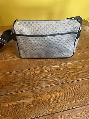 GUCCI Authentic Vintage Navy GG Crossbody Handbag Purse • $300