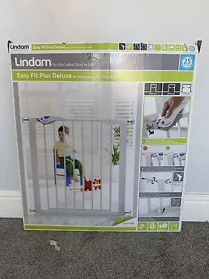 Lindam Easy Fit Plus Deluxe (76-82cm) • £5