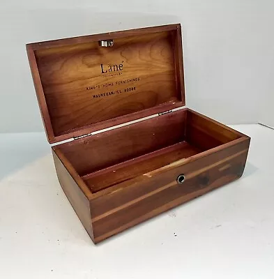 Vintage Salesman Lane Cedar Wood Chest Box KING’S HOME FURNISHING Waukegan ILL • $19.50