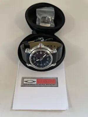 OAKLEY HOLESHOT 3 HAND WATCH W/ BLACK DIAL & LEATHER BAND- EXCELLENT COND-UNISEX • $325