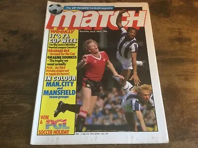 Match Magazine - 8th January 1983 - Manchester City Team Photo • £2.60