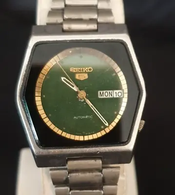 Seiko 5 Green Dial Vintage Automatic Cal.6309-8920 Japan Men's Wrist Watch • $29
