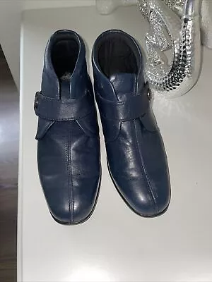 £5 • Buy Ladies Pavers Boots Size 5