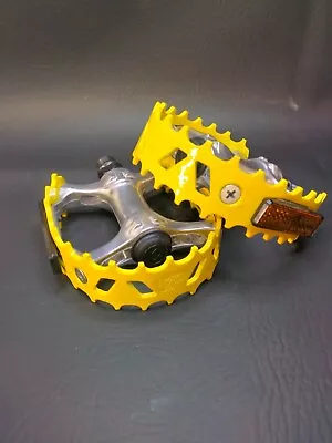 VP 747 Bear Trap Pedals 9/16  Old School Bmx Yellow • $45.45