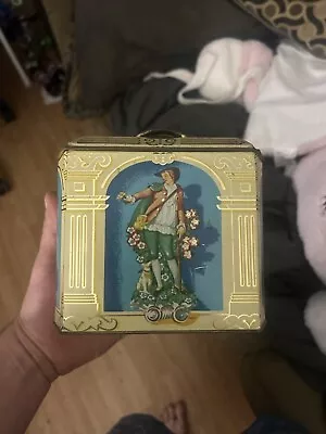 Vintage Murray Allen Regal Crown Tin • $20