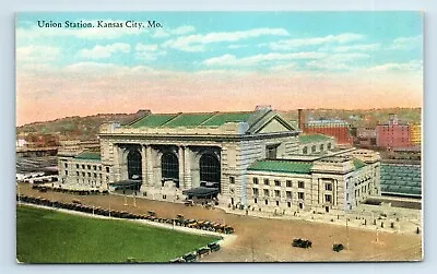 Postcard Union Station Kansas City MO RR G92 • $2.99