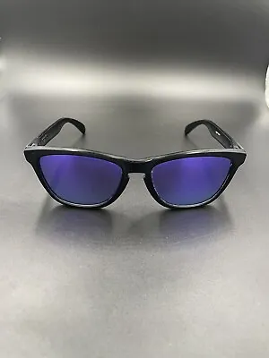 Oakley Frogskin Matte Black W/ Violet Iridium Lenses • $65