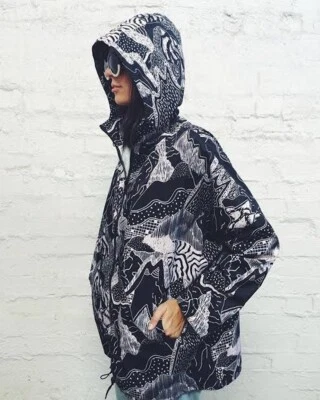 $135 • Buy GORMAN  Ain’t No Mountain” Raincoat Coat Jacket Size M/L