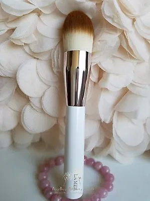 La Mer Foundation Brush No Box • $22