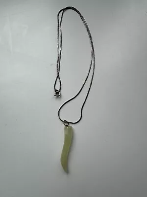 Retro Vintage Jade Horn Pendant On Silver Necklace • £2.99