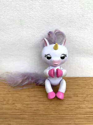 $19 • Buy 🐚 WowWee Fingerlings Gigi Baby Unicorn Interactive Toy Figure Figurine 