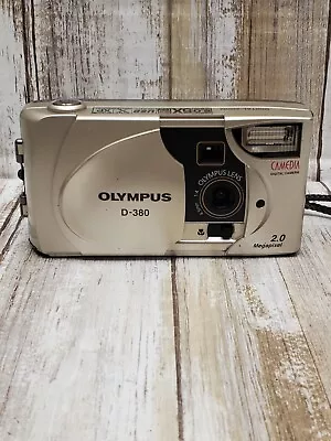 Olympus CAMEDIA D-380 2.0MP Digital Camera.  • $19.99