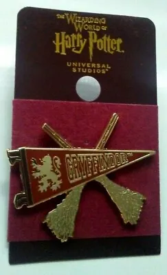 Wizarding World Of Harry Potter GRYFFINDOR QUIDDITCH BROOM Pin Universal ~NEW • $8.33
