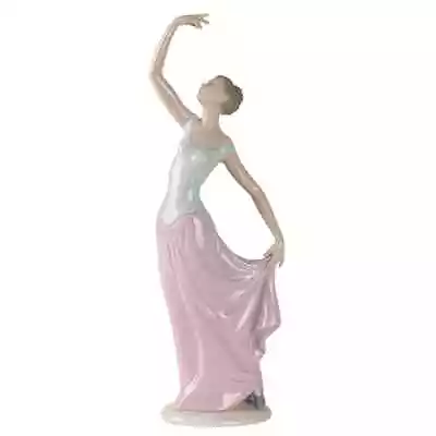 $134.95 • Buy Lladro Nao,  The Dance Is Over, #1204, Brand New, Mint & Boxed, Free Usps