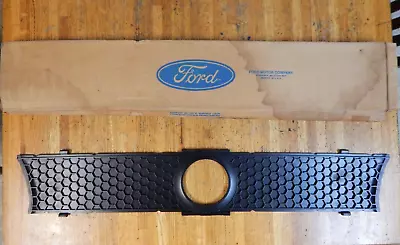 Nos 1971 1972 1973 Ford Mustang Mach 1 Honeycomb Tailight Panel D2zz 63423a42 A • $695