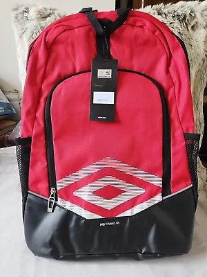 Umbro Pro Training 22L Black /Red Adjustable Backpack Rucksack - New Boys/ Men • £19.99