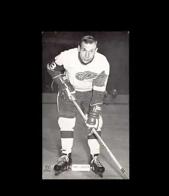 Gary Jerrett 1950s JD McCarthy Vintage Postcard Detroit Red Wings • $14