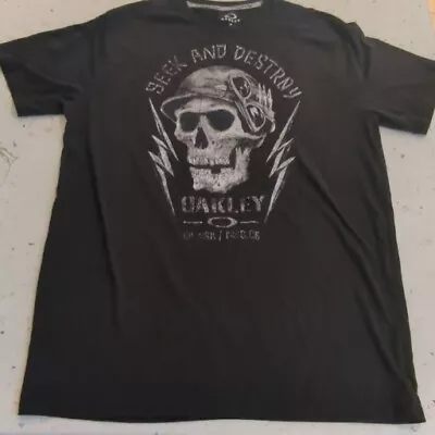 Oakley Seek & Destroy Skull Regular Fit Mens XL Short Sleeve Black T Shirt • $24