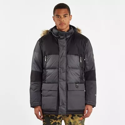 The North Face Vostok Parka Insulated Winter Jacket - SIZE: MEDIUM  - MSRP $499  • $499