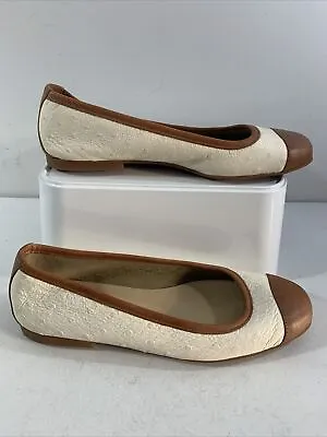 £29.50 • Buy HOBBS White And Tan Leather Flat Pumps. Size 4